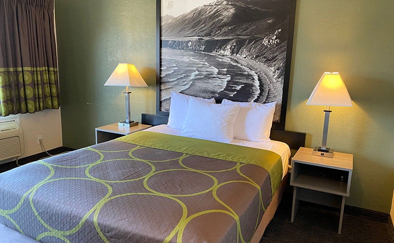 Monterey, California Hotel One Queen Bed